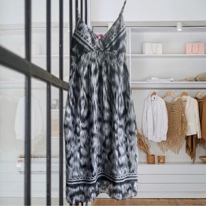 Pretty long printed dress